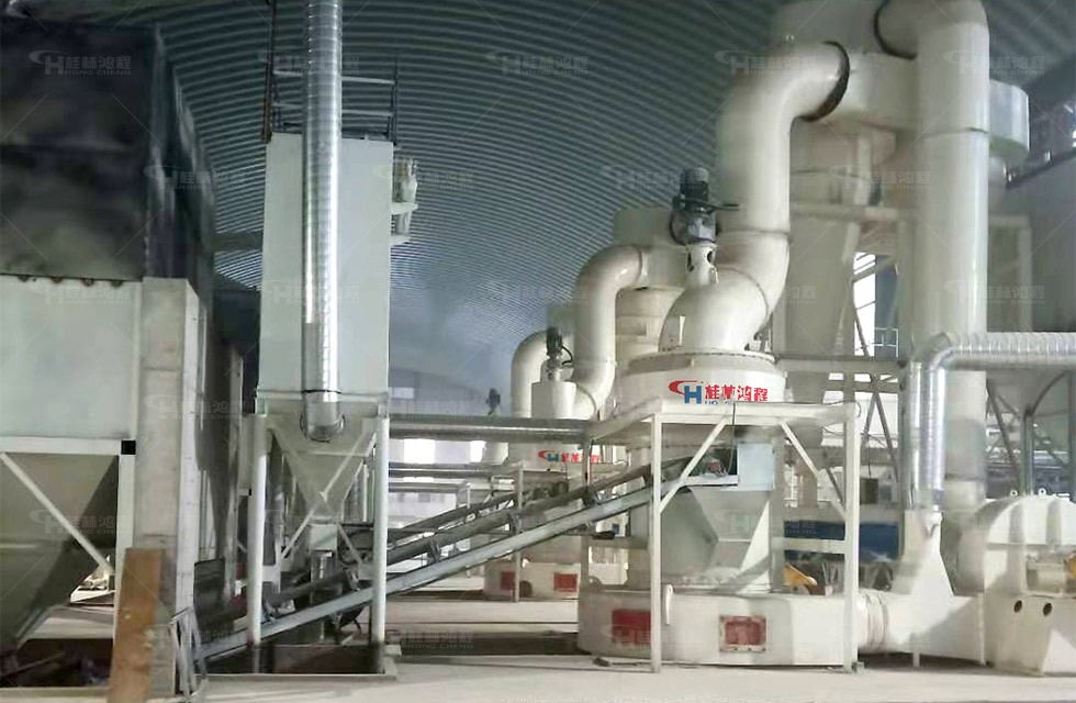 HC1700雷蒙磨膨润土磨粉机生产线