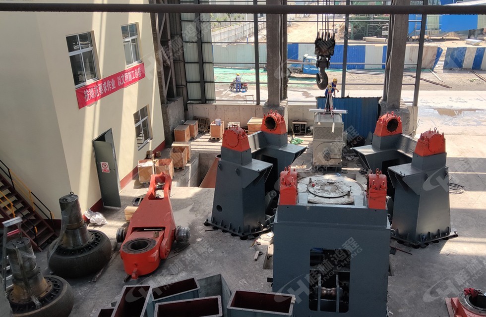 桂林鸿程立磨制粉设备总包项目安装中